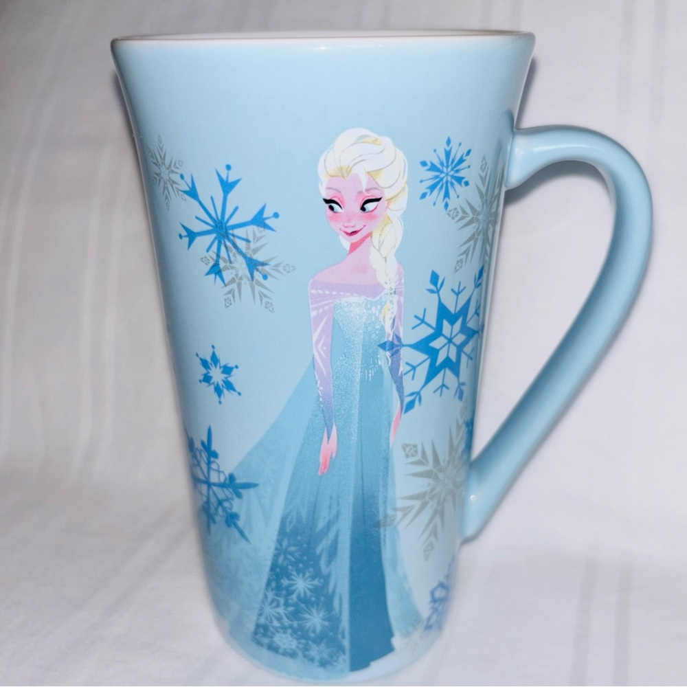 Disney Store Mug Elsa Frozen Snowflakes